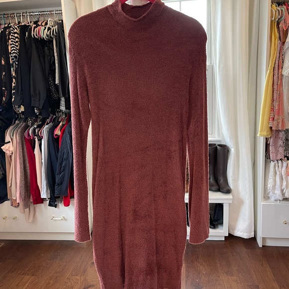 The SOFTEST Express sweater dress! - Picture 2 of 6